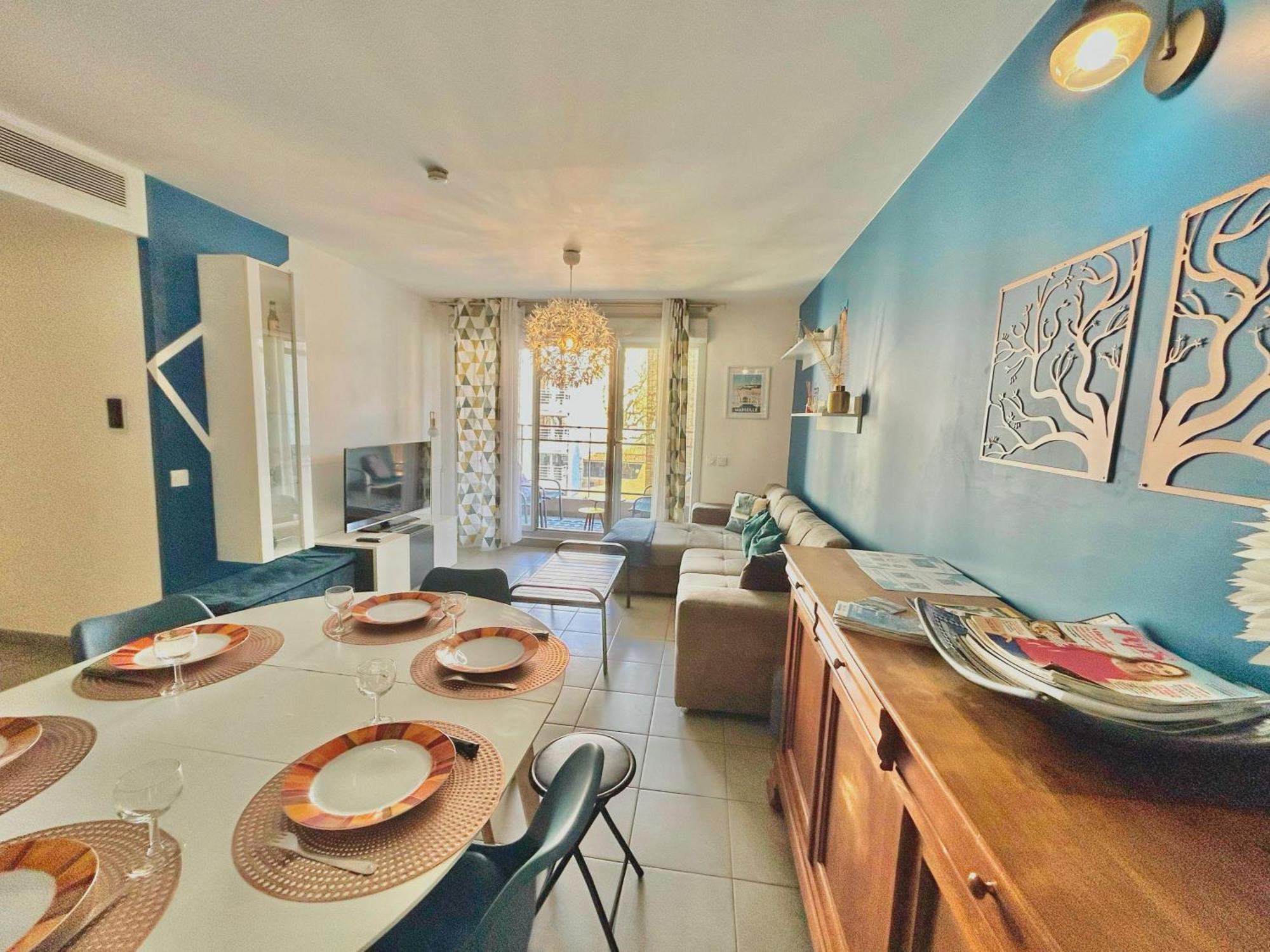Le 13Or - Appartement De Charme En Plein Centre Ville Avec Parking Et Jolie Terrasse - Panier Joliette Vieux Port Марсилия Екстериор снимка